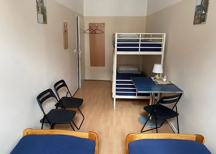 Hostel EMMA