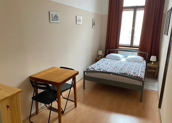 Hostel EMMA