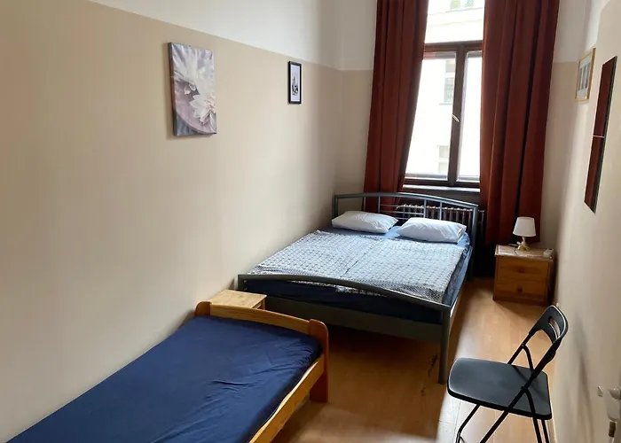 Hostel EMMA